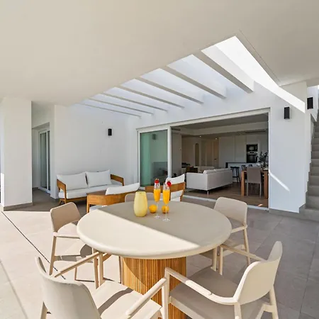 Apartmán Spacious For 4 With Solarium Estepona